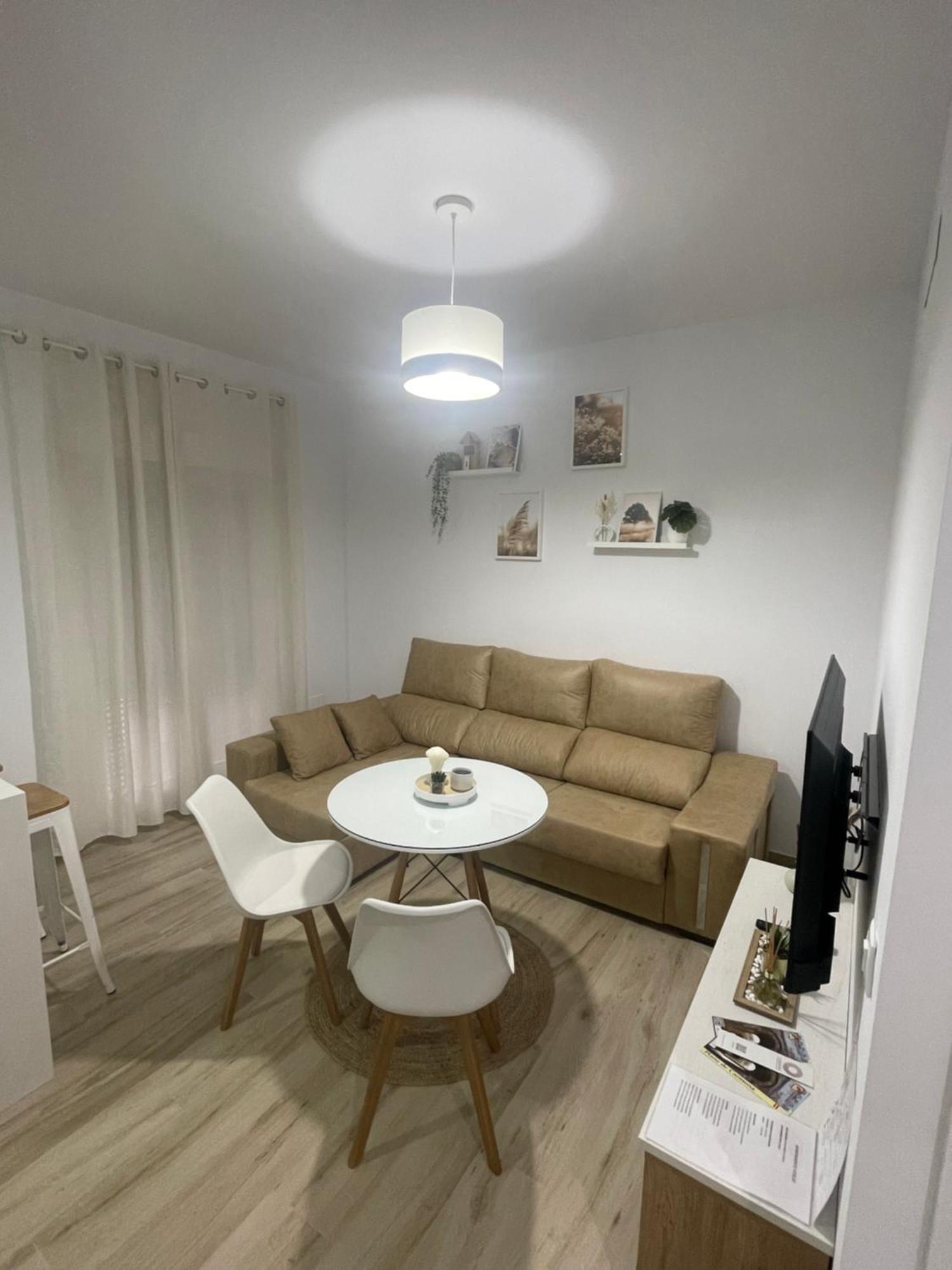 Apartamento Vitelio Carmona  Eksteriør billede